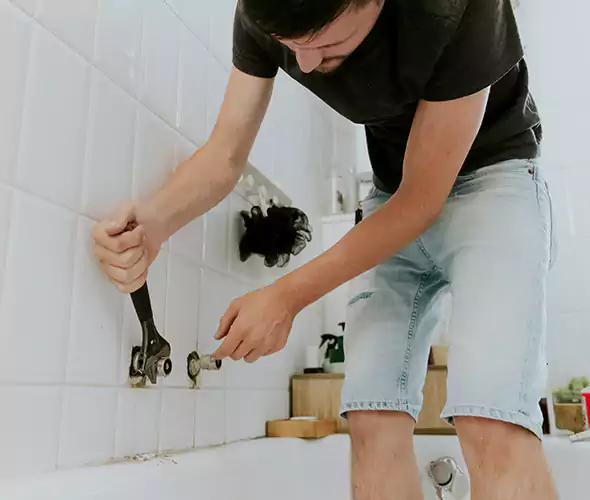 Affordable Bathtub Faucet Replacement in Costa Mesa: Choose Experienced Local Technicians