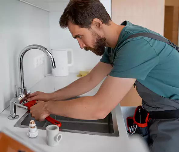 Professional Faucet Replacement Specialist in Costa Mesa, CA: Schedule Affordable Faucet Replacement Services with Us