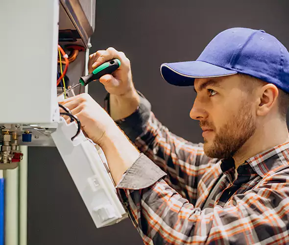 Expert Plumber for Tankless Water Heater Maintenance in Costa Mesa, CA: Schedule Professional Maintenance Services with Us